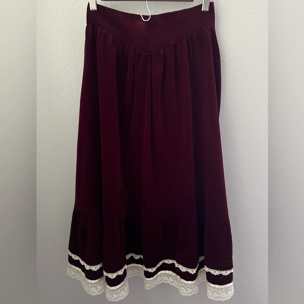 Gunne Sax Jessica McClintock Vintage Skirt Yoke Waist Red Velvet Lace Size 9